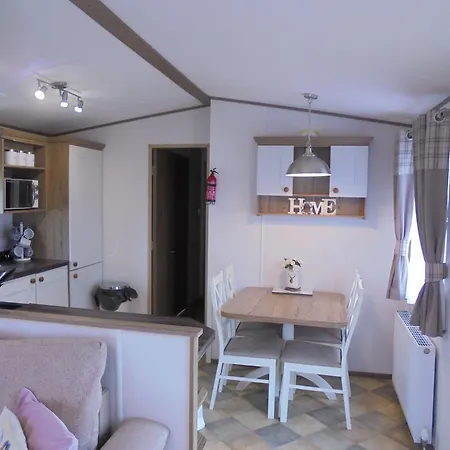 The Grange Ingoldmells: Elan 6 Berth, Central Heated, Wrap Around Decking Exterior photo