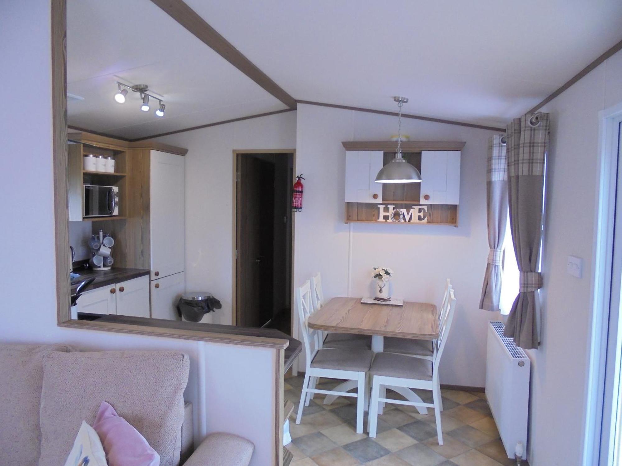 Holiday home The Grange Ingoldmells: Elan 6 Berth, Heated, Wrap Around Decking *