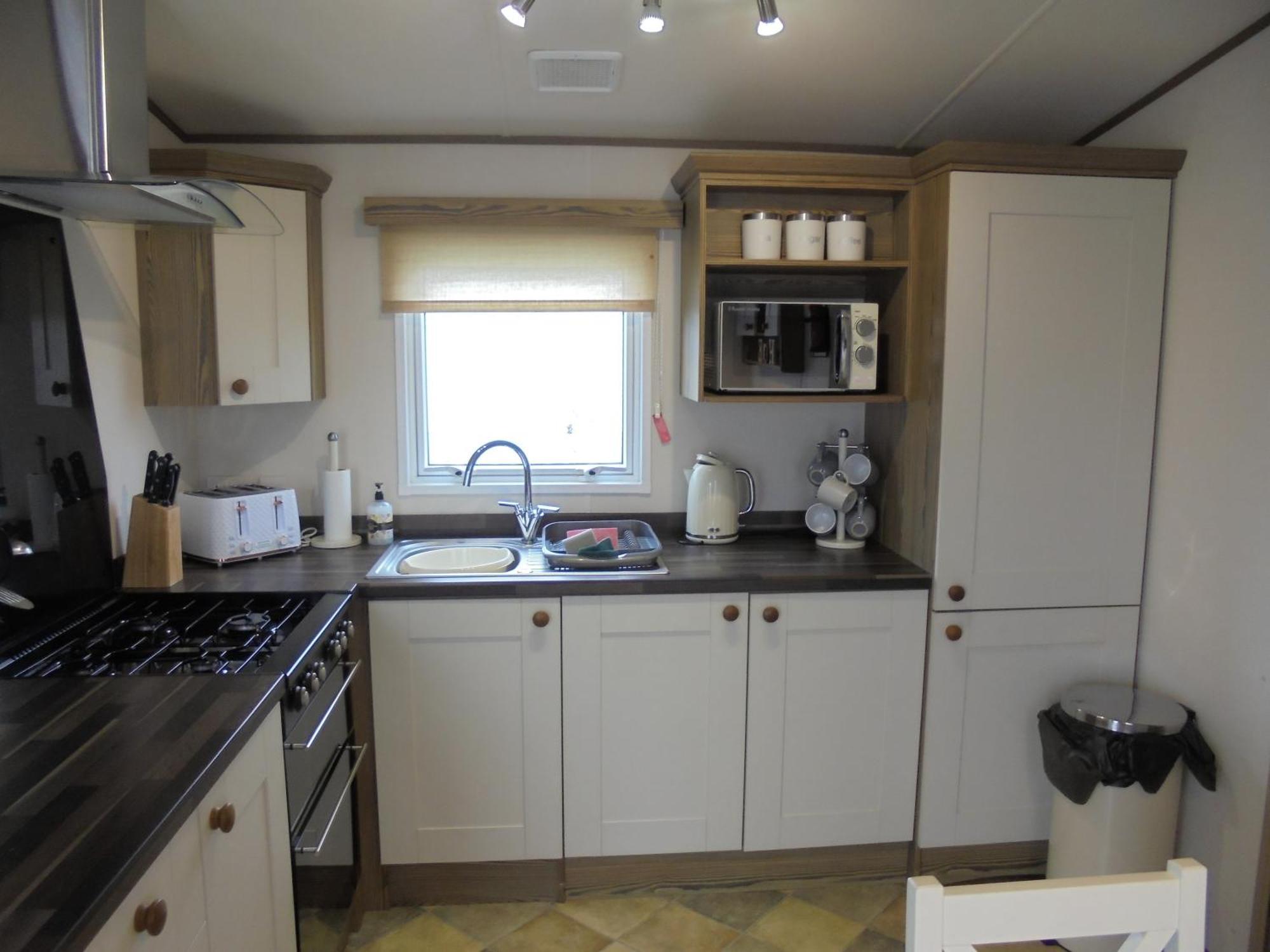 The Grange Ingoldmells: Elan 6 Berth, Heated, Wrap Around Decking Holiday home