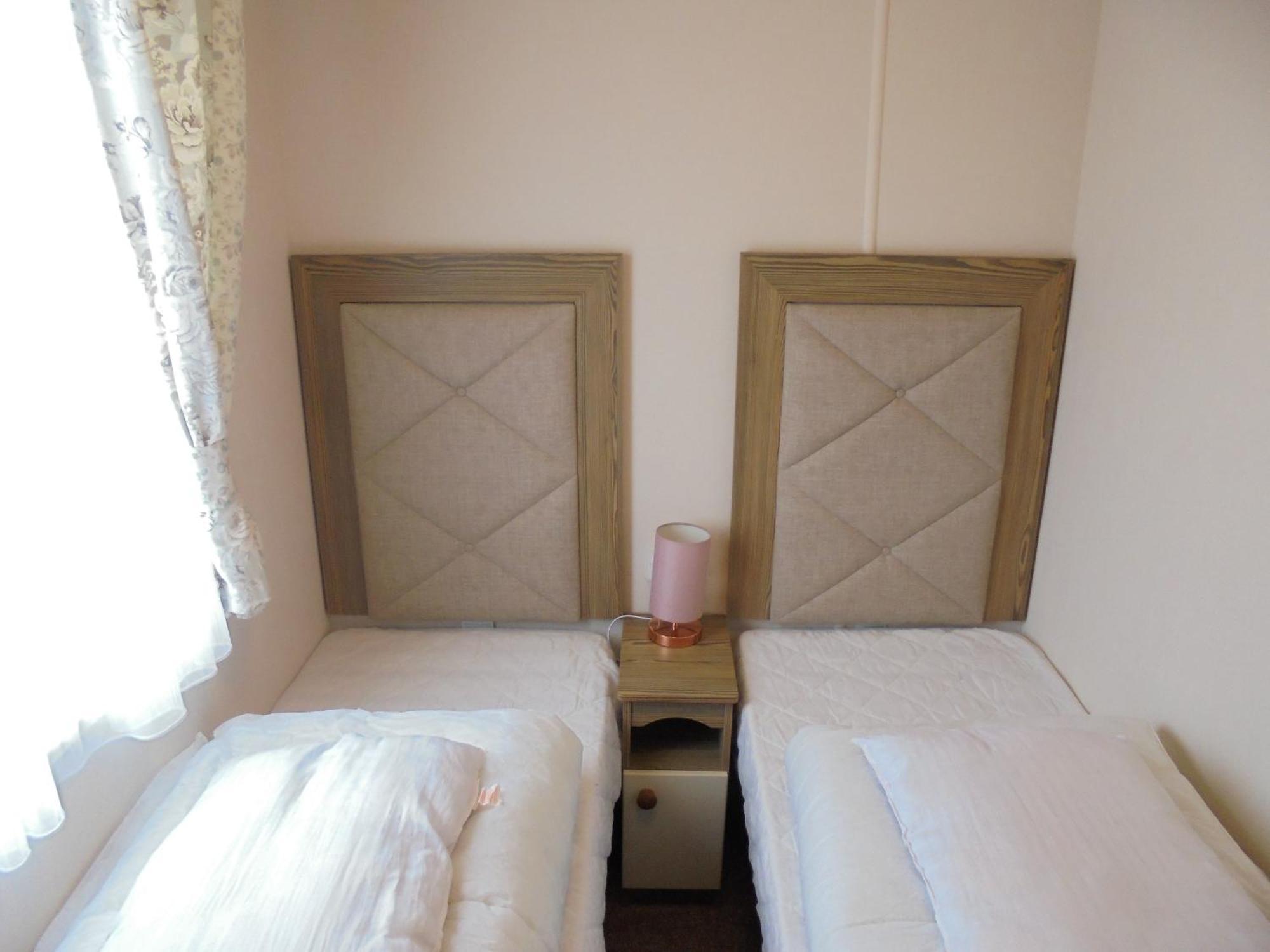 The Grange Ingoldmells: Elan 6 Berth, Heated, Wrap Around Decking Holiday home