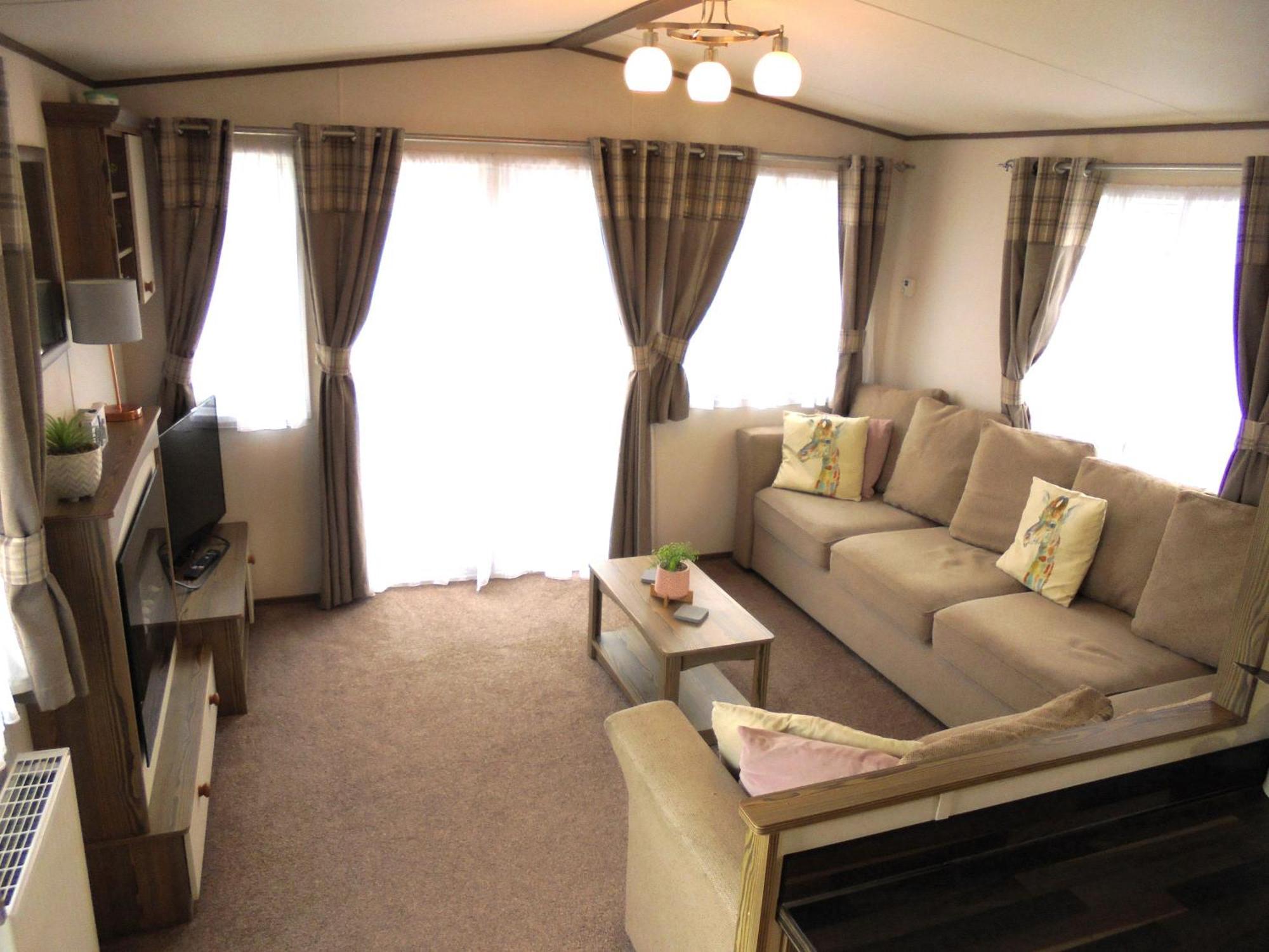 The Grange Ingoldmells: Elan 6 Berth, Heated, Wrap Around Decking * Ingoldmells